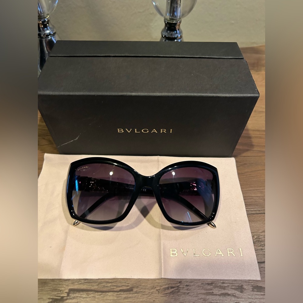 BVLGARI BLACK 8133 SUNGLASSES GOLD DETAILS-PRE-LOVED/GOOD CONDITION!😎 - Picture 6 of 15